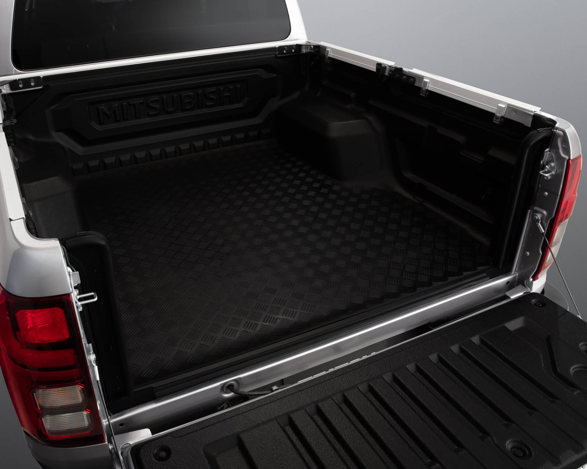 Rubber Tub Mat - Double Cab with tub liner 