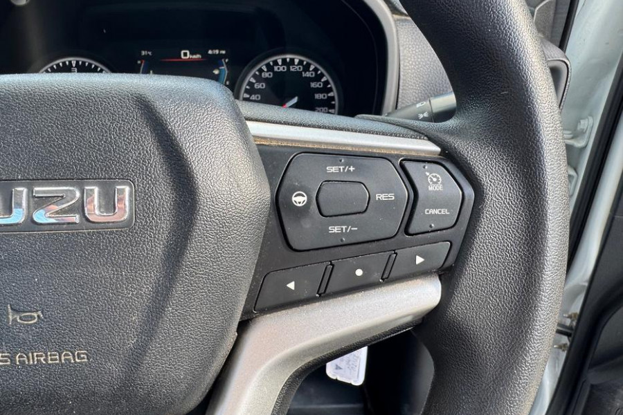 2021 Isuzu D-MAX RG SX High Ride Cab Chassis Image 13