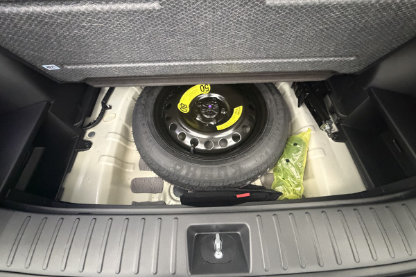 2026 Hyundai Tucson NX4.V4 Hybrid Premium SUV Image 11