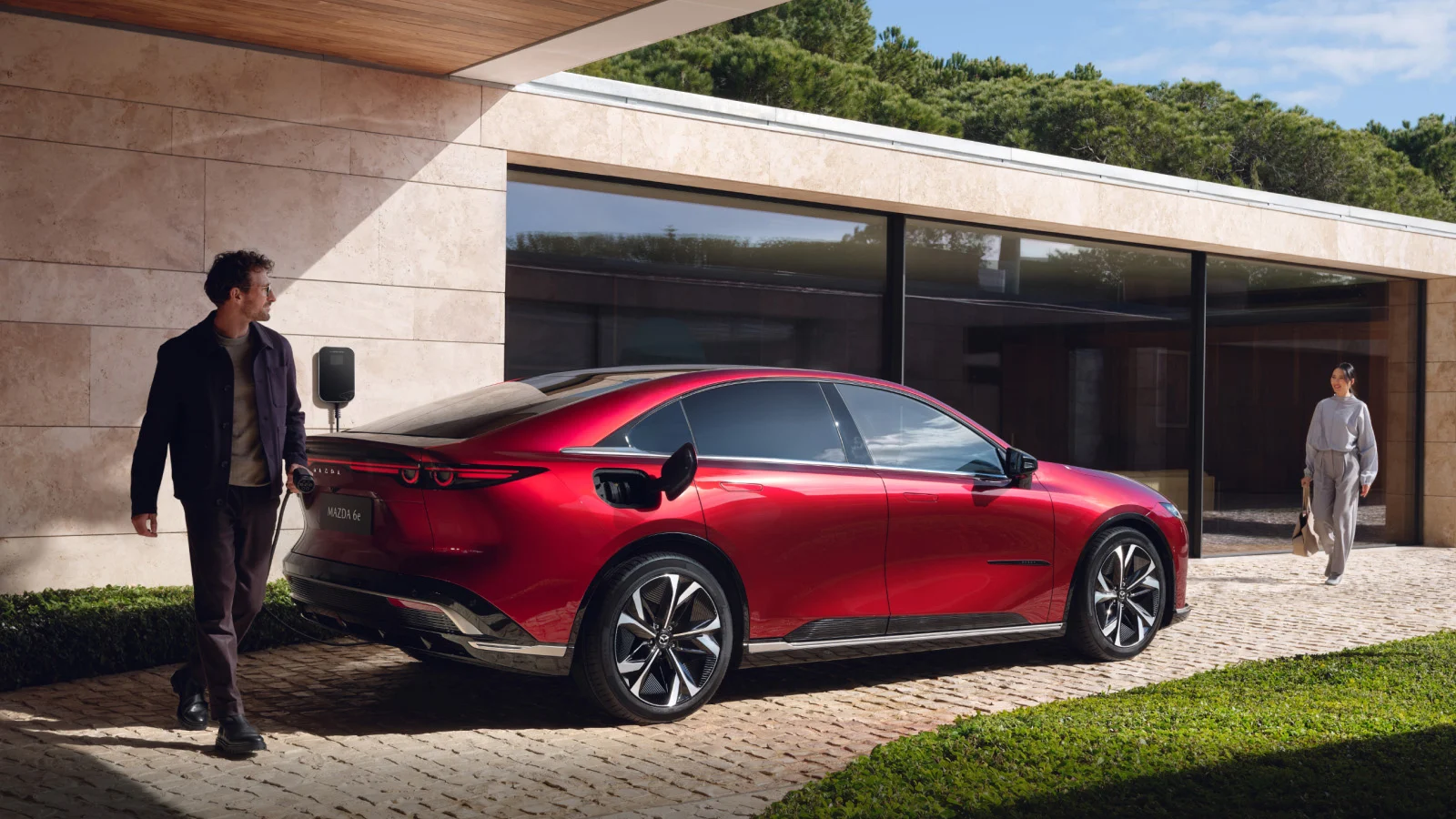 6e Electrifying design from the inside out