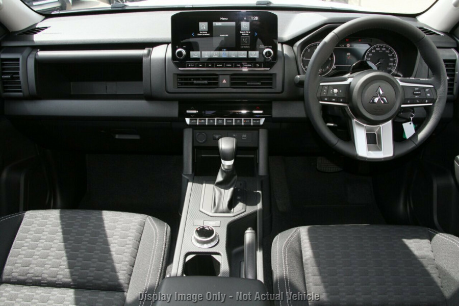 2025 Mitsubishi Triton MV GLX-R Ute Image 5