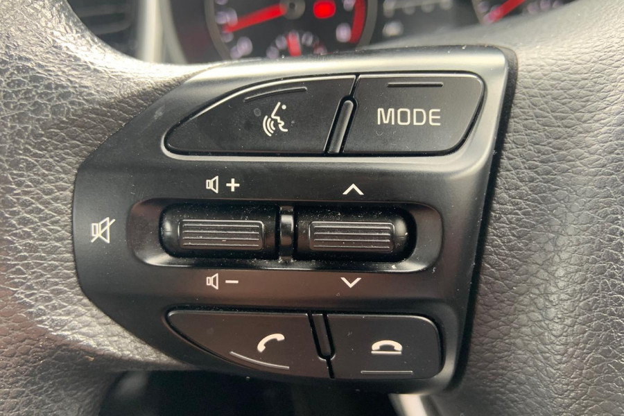 2021 MY22 Kia Stonic YB Sport SUV Image 26