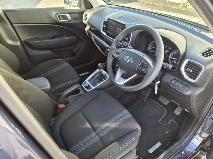 2021 Hyundai Venue QX.V3 Active SUV Image 11