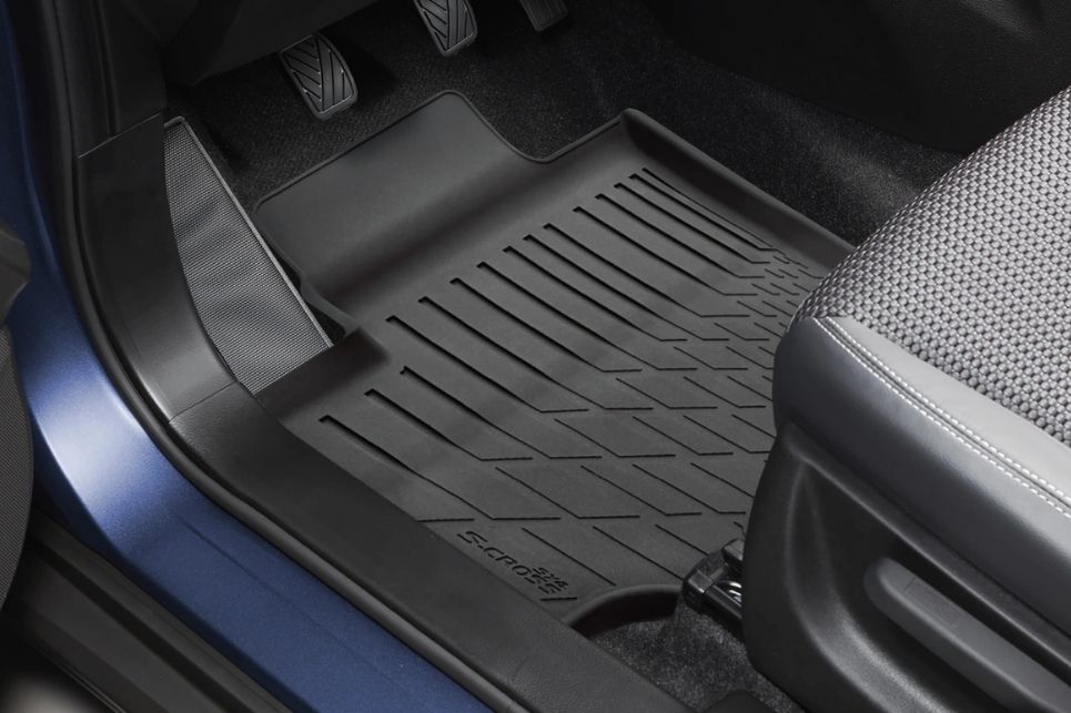 S-Cross - Tray Floor Mat