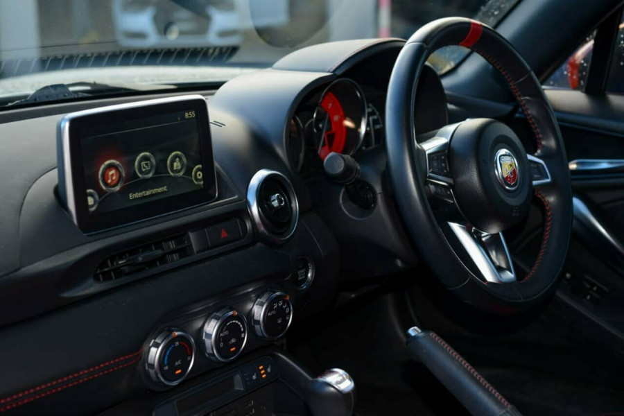 2016 Abarth 124 348 Spider Coupe Image 10