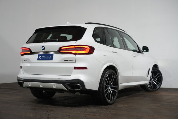 2022 BMW X5 xDrive30d SUV Image 7