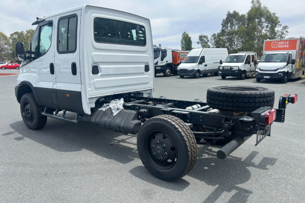 2024 Iveco Daily Cab Chassis Image 5