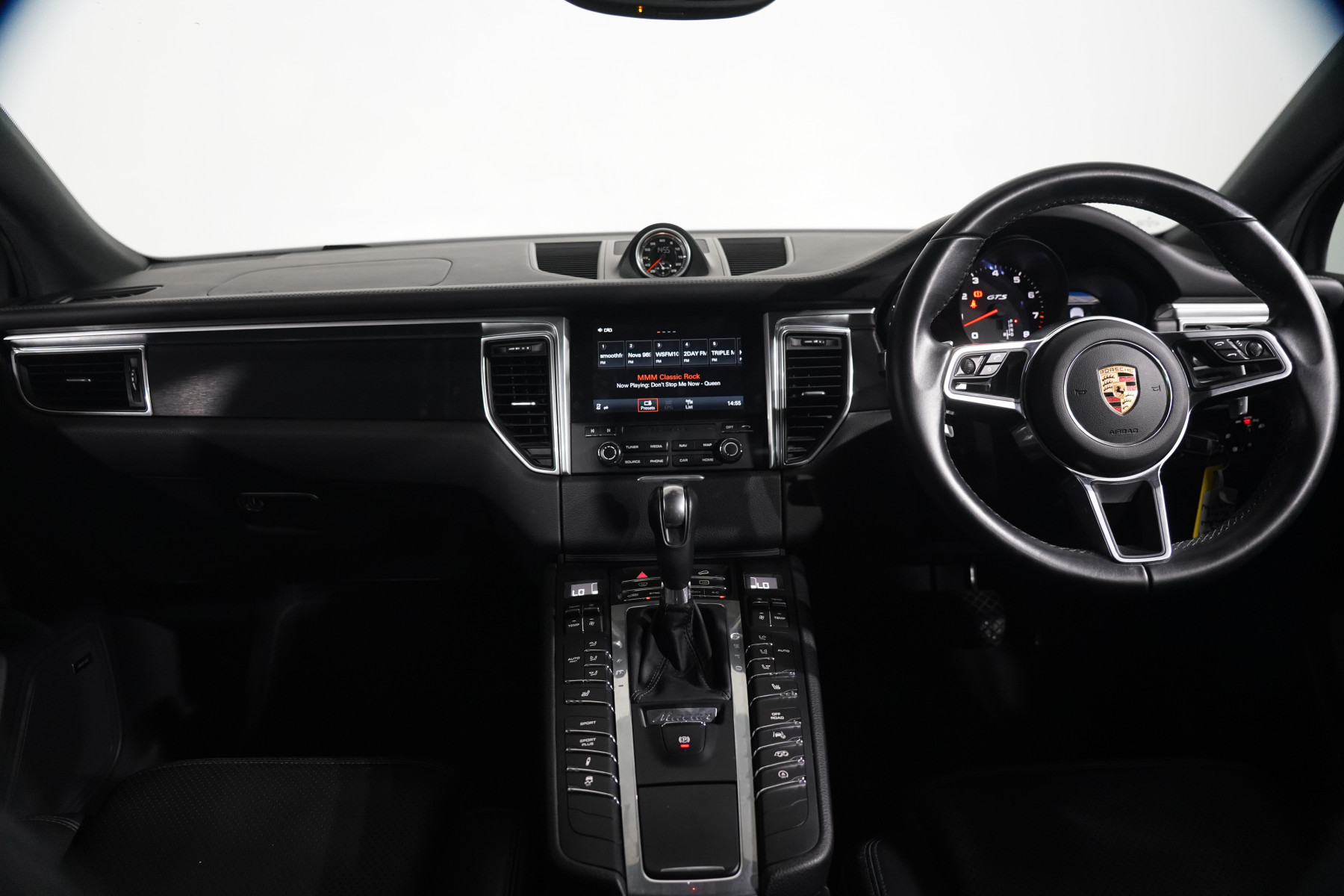 2017 Porsche Macan Gts SUV Image 13
