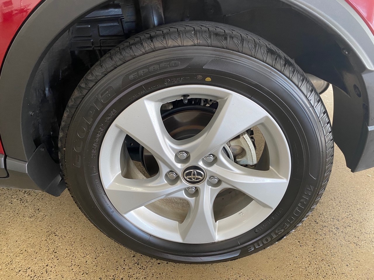 2019 Toyota C-HR NGX SUV Image 13