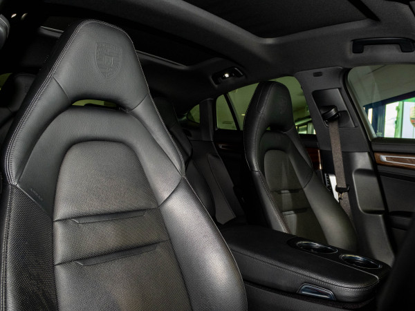 2021 MY22 Porsche Panamera 971 Sedan image 26