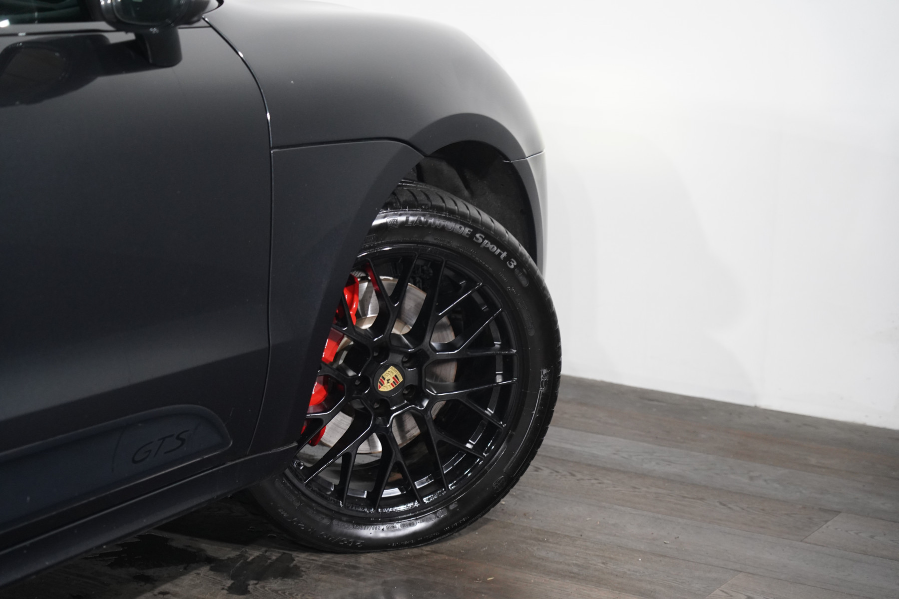2017 Porsche Macan Gts SUV Image 10