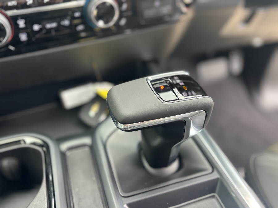 2025 Chevrolet Silverado T1 1500 ZR2 W/Tech Pack Ute Image 14