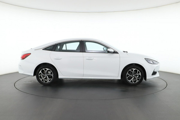 2023 MG MG5 AP32 Vibe Sedan Image 3