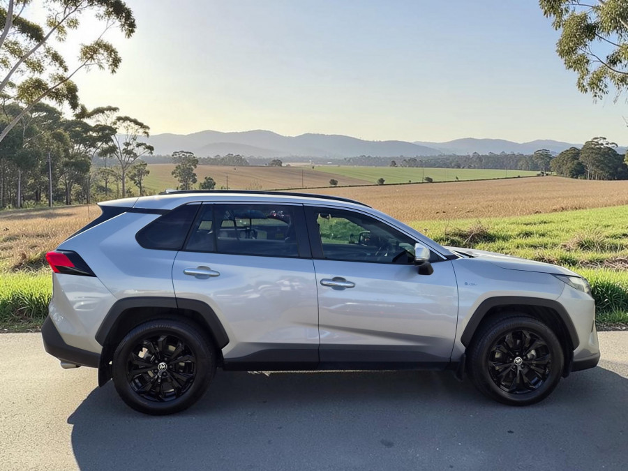 2025 Toyota RAV4 AXAH54R Cruiser SUV Image 8