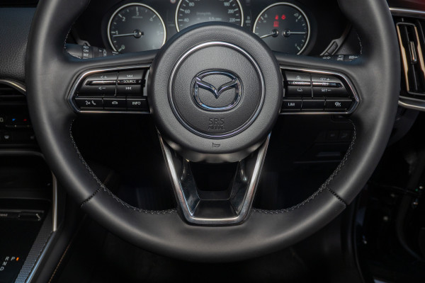 2025 Mazda CX-80 KL D50e Touring SUV Image 11