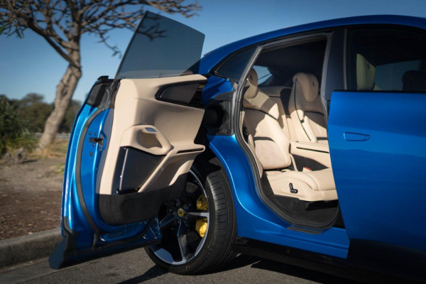2024 Ferrari Purosangue SUV Image 13