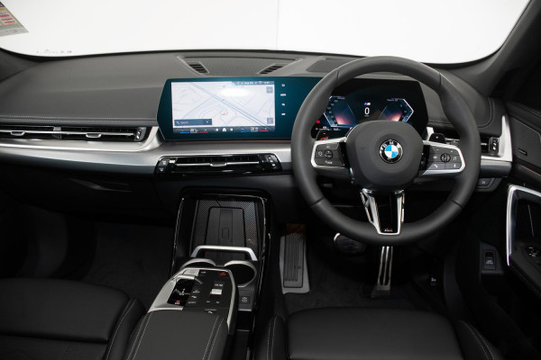2026 BMW X1 U11 xDrive20i M Sport SUV image 7
