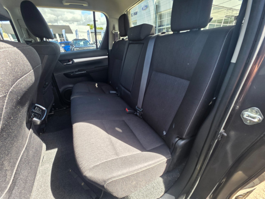2023 Toyota HiLux GUN126R SR5 Ute Image 33