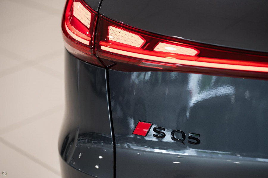 2025 Audi SQ5 FY SUV