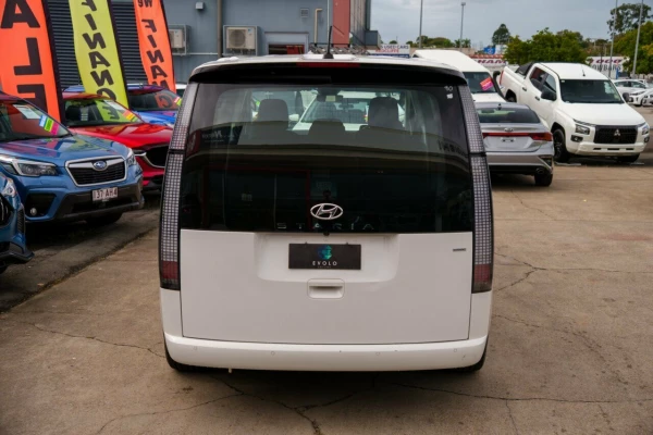 2022 Hyundai Staria US4.V1  People Mover Image 3