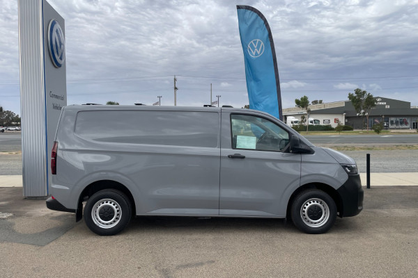 2026 MY25 Volkswagen Transporter NSN SWB Van Van Image 3