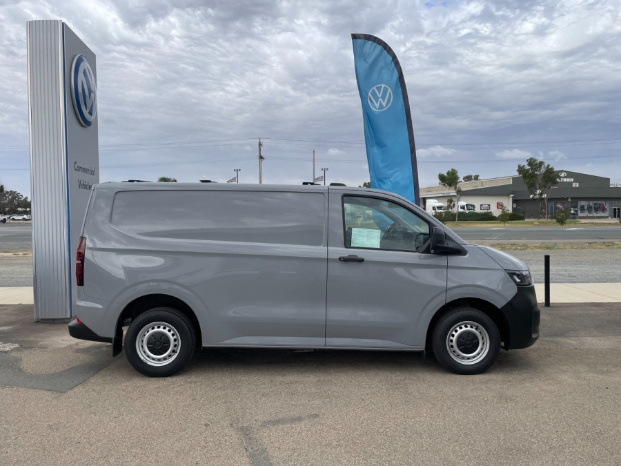 2026 MY25 Volkswagen Transporter NSN SWB Van Van Image 3