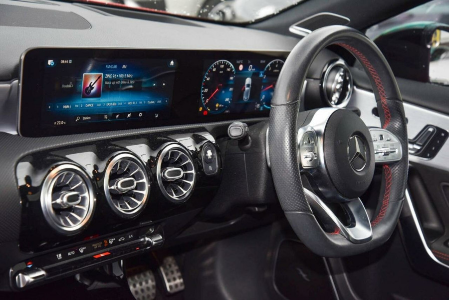2018 Mercedes-Benz A-Class W177 A250 Sport Hatch Image 17