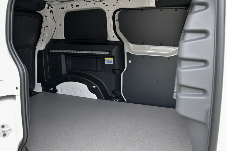 2024 MY25 Volkswagen ID. Buzz Cargo EBN BEV550  Van Image 21
