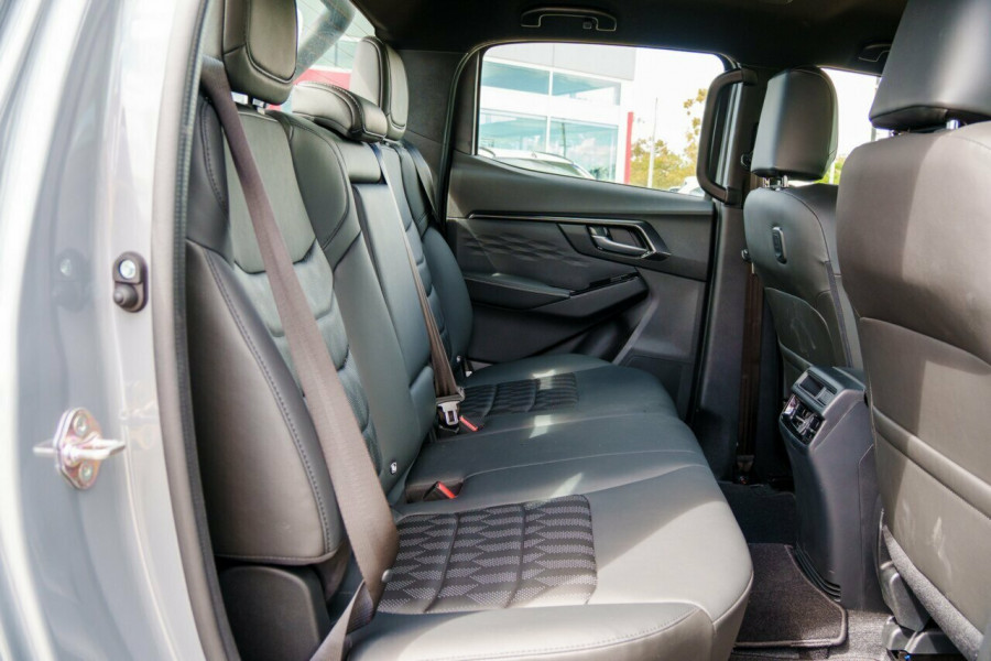 2025 MY25.5 Isuzu D-MAX RG BLADE Ute Image 7