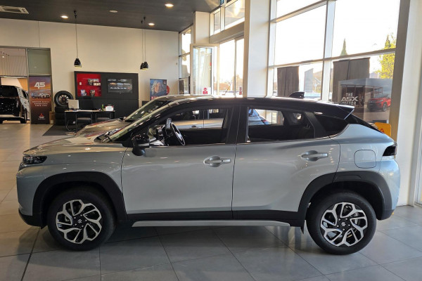2026 Suzuki Fronx KW Hybrid SUV Image 4