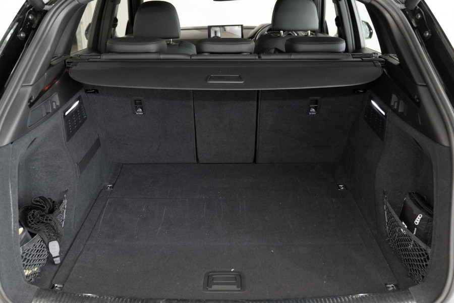 2023 Audi Q5 FY 40 TDI SUV