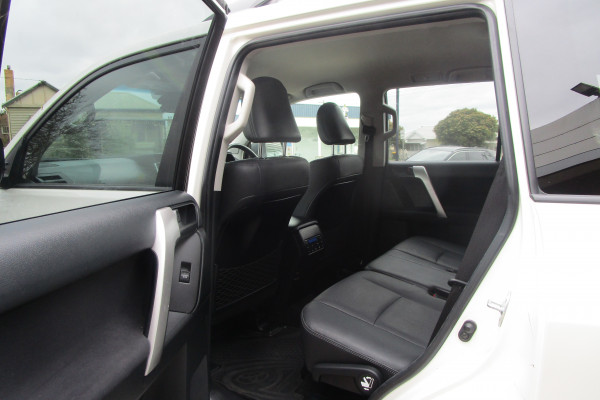 2021 Toyota LandCruiser Prado GDJ150R GXL SUV Image 15