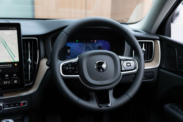 2026 Volvo XC60 UZ Plus B5 Bright SUV Image 11