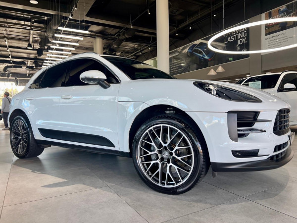 2019 MY20 Porsche Macan 95B S SUV image 3