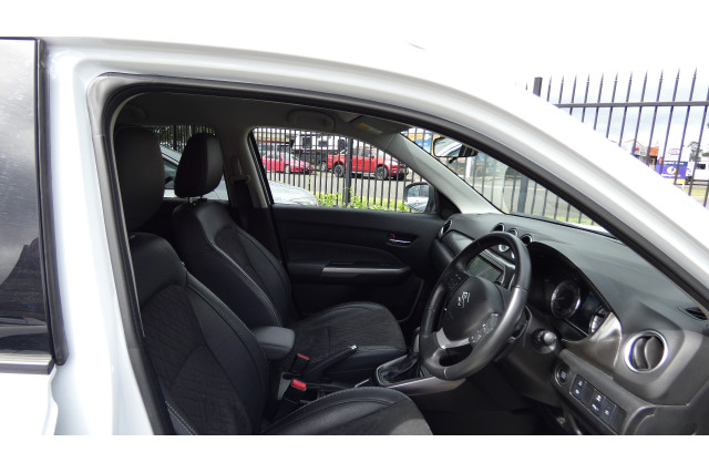 2022 Suzuki Vitara SERIES II TURBO SUV Image 11