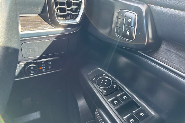2023 MY23.5 Ford Everest UB Platinum SUV Image 26