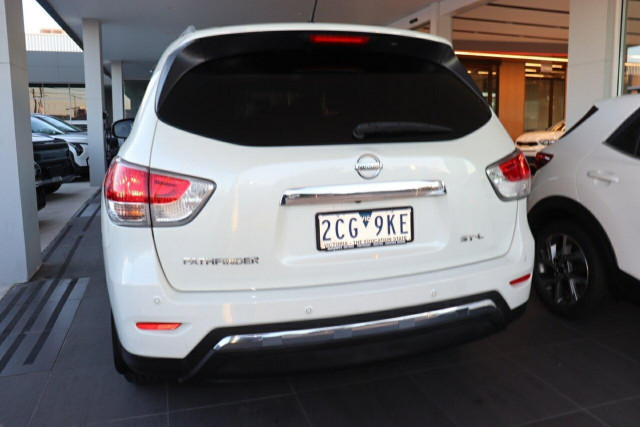 2016 Nissan Pathfinder R52 ST-L SUV Image 10