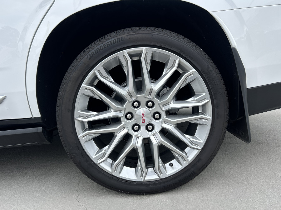 2025 Holden Yukon Denali Wagon Image 7
