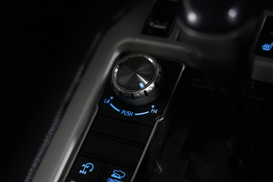 2018 Toyota LandCruiser Sahara SUV