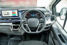 2024 LDV Deliver 7   Van