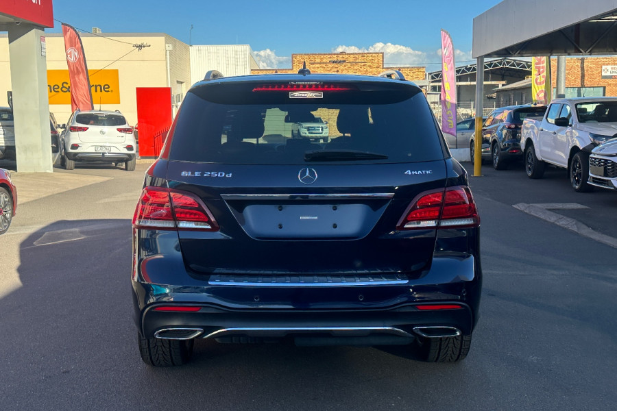 2018 MY18.55 Mercedes-Benz GLE-Class GLE250 d SUV Image 6