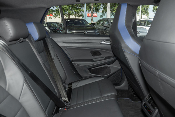 2026 Volkswagen Golf 8.5 R Hatch Image 9