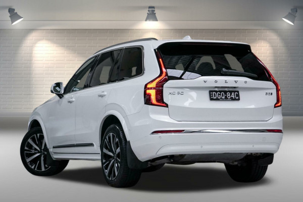 2025 MY26 Volvo XC90 L Series Plus B5 Bright SUV Image 3