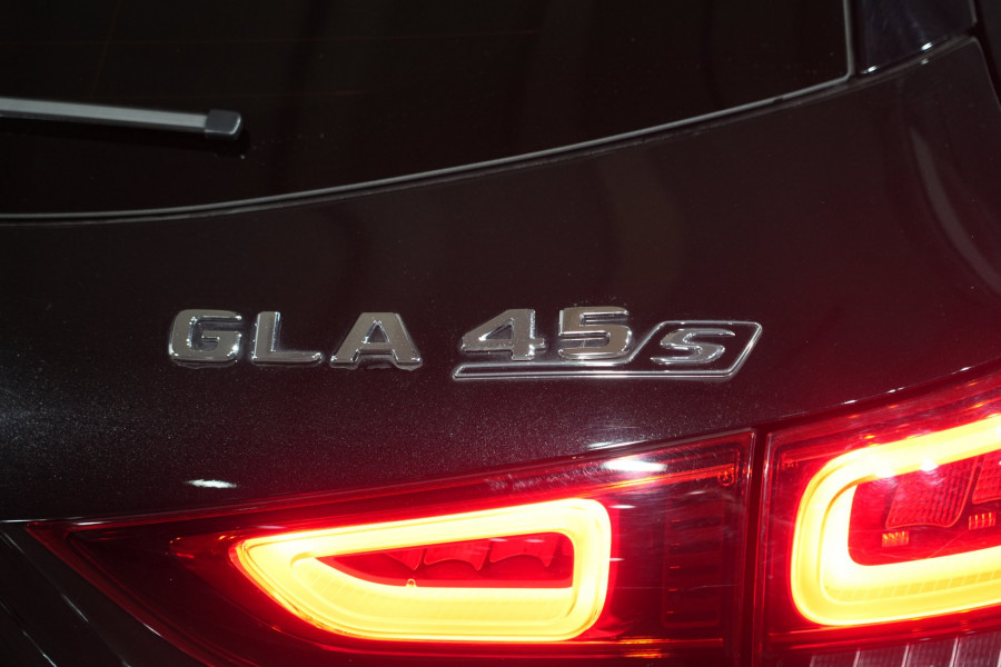 2020 Mercedes-Benz GLA-Class 45 S 4matic+ SUV Image 9