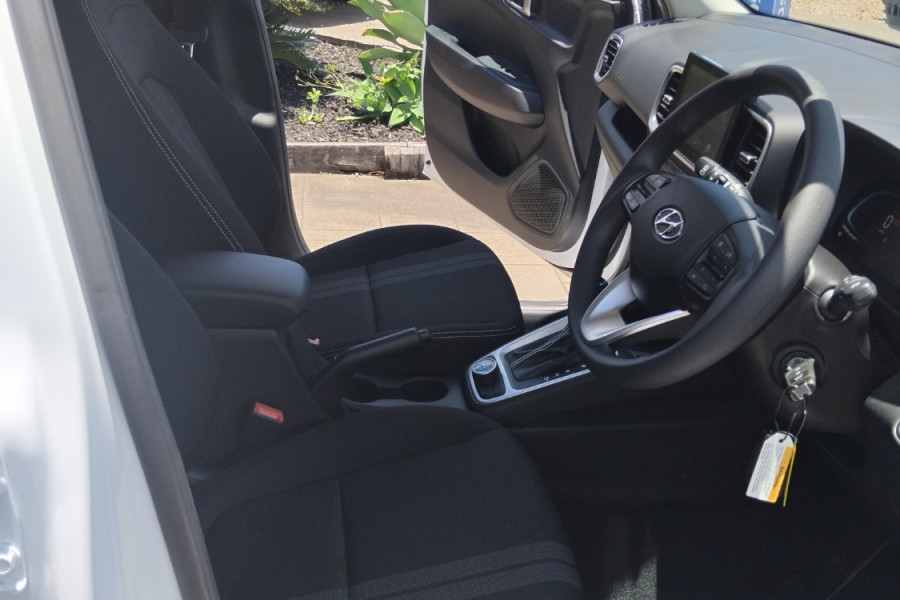 2024 Hyundai Venue QX.V5  SUV Image 24