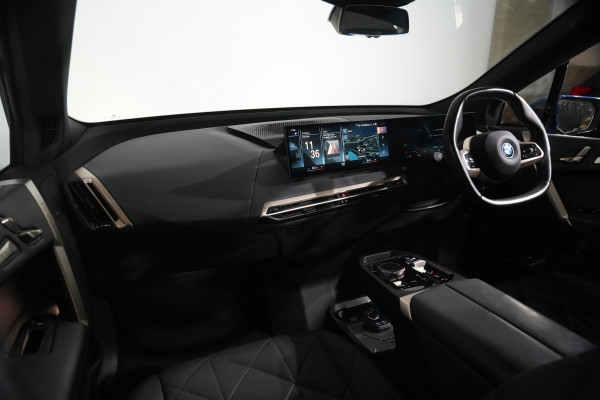 2023 BMW iX xDrive40 Sport SUV image 13