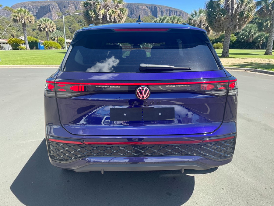 2026 Volkswagen Tayron R4 195TSI R-Line SUV Image 6