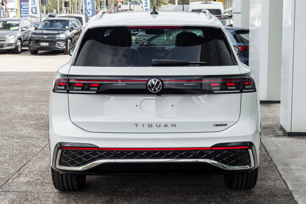 2026 Volkswagen Tiguan 195TSI R-Line SUV Image 5