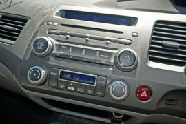 2007 Honda Civic 8th Gen MY07 VTi-L Sedan