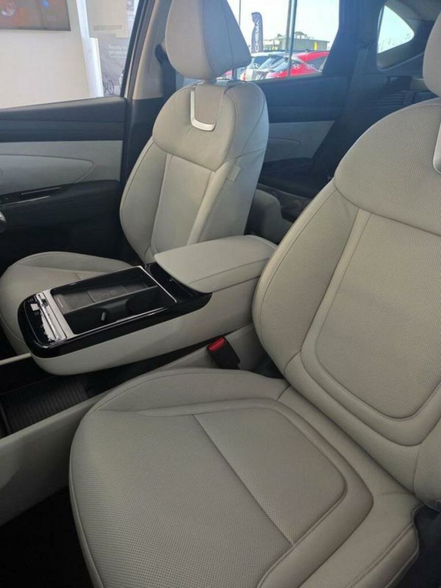 2026 Hyundai Tucson NX4.V4 Hybrid Premium SUV Image 8